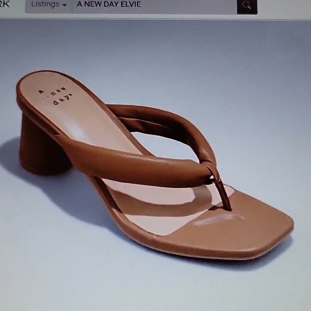 A New Day Elvie Round Heel Sandals Brown Memory Foam insole padded strap 8 New… - Picture 5 of 11